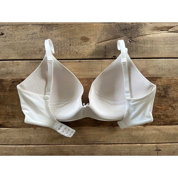 Victoria's Secret White 32DDD Dream Angels Push Up Balconette Bra VS - Picture 2 of 2